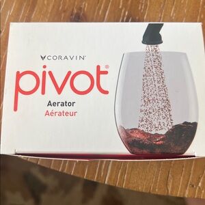 Coravin pivot aerator